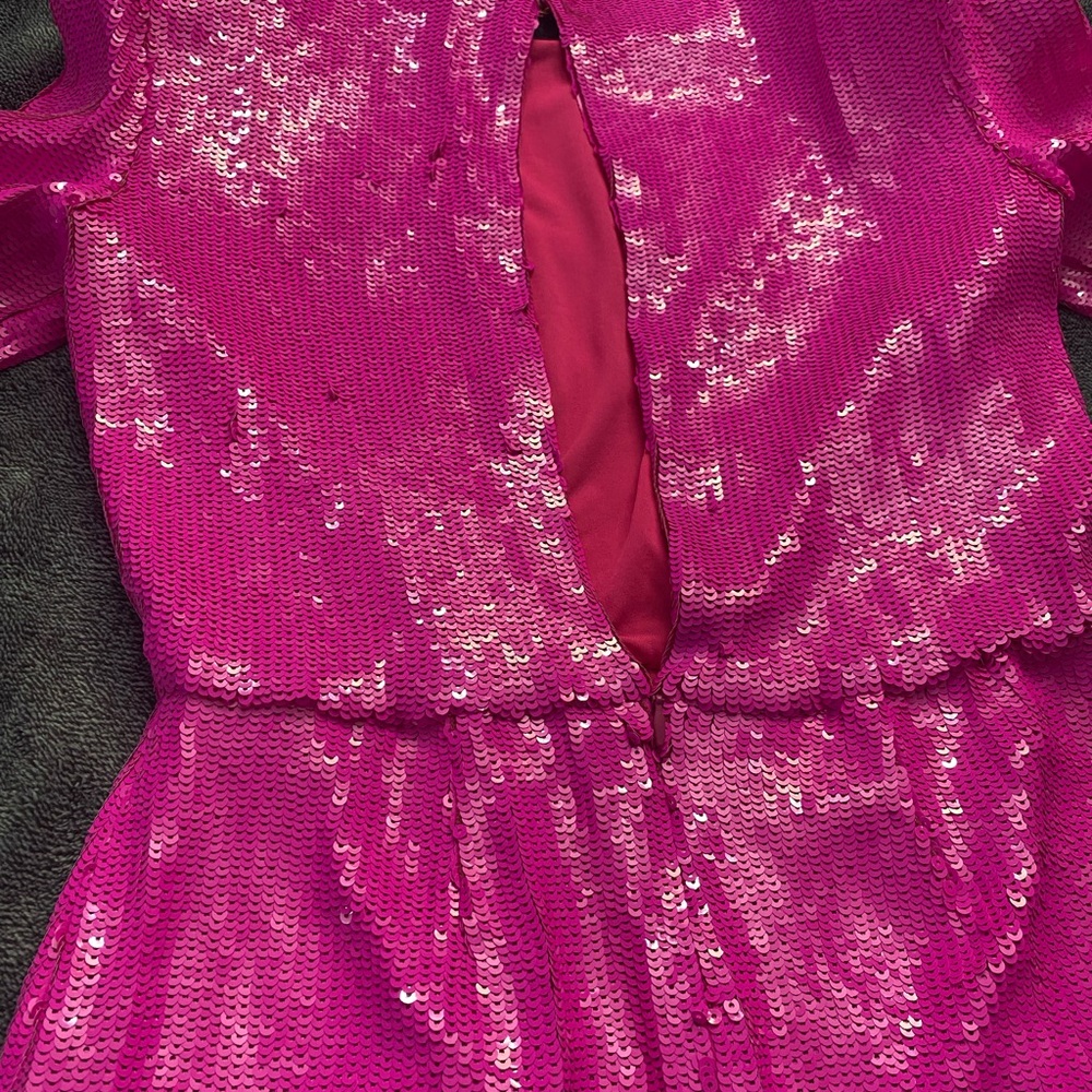 🔥 Vivi Vici Fuchsia Sequin Long Sleeve Mini Dress - Size XS - Keyhole Back - Picture 7 of 12